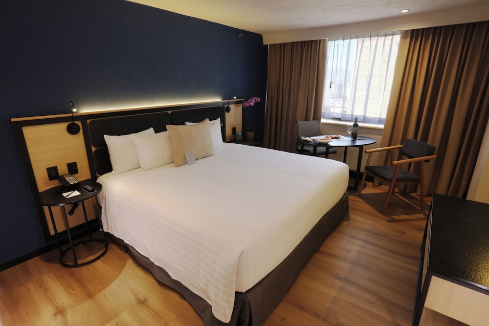 Signature Executive King del hotel Galeria Plaza Reforma. Foto 1