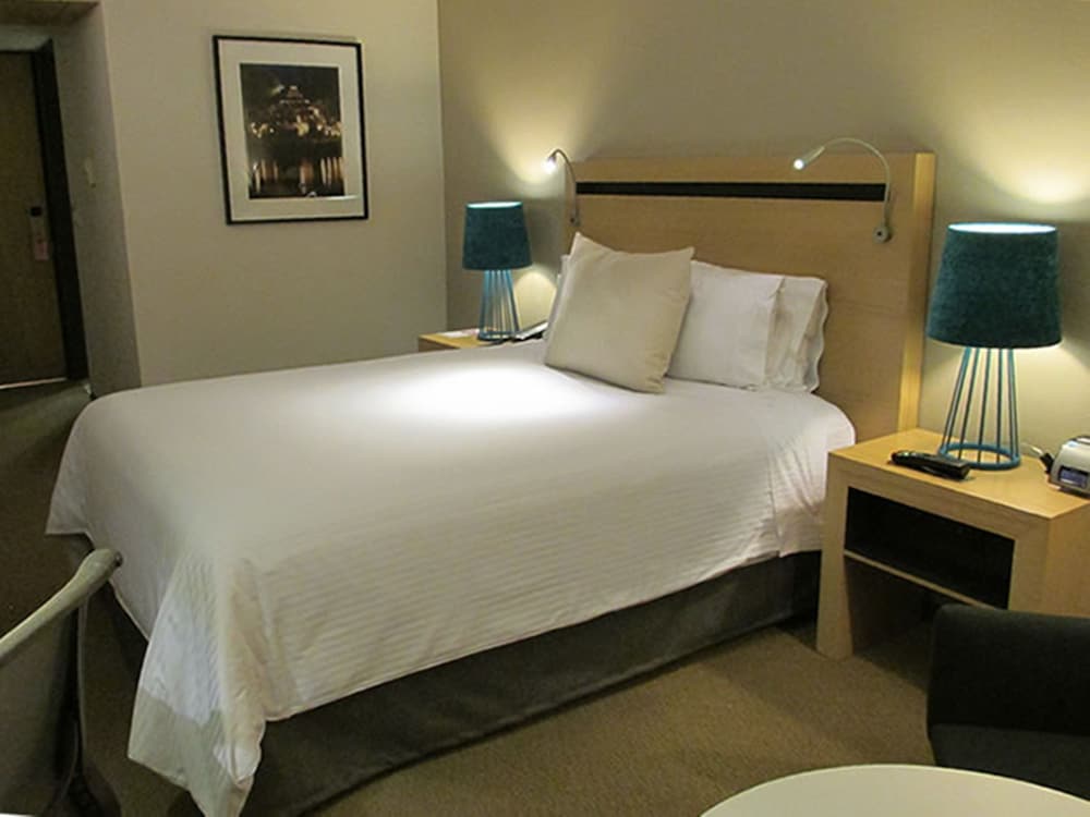 Habitación estándar del hotel Galeria Plaza Reforma. Foto 1