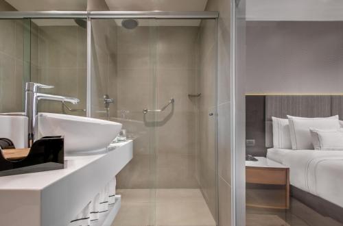 Suite Familiar del hotel Melia Paulista. Foto 3