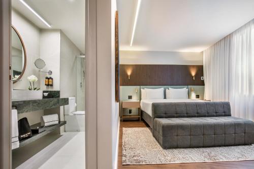 Suite del hotel Melia Paulista. Foto 8