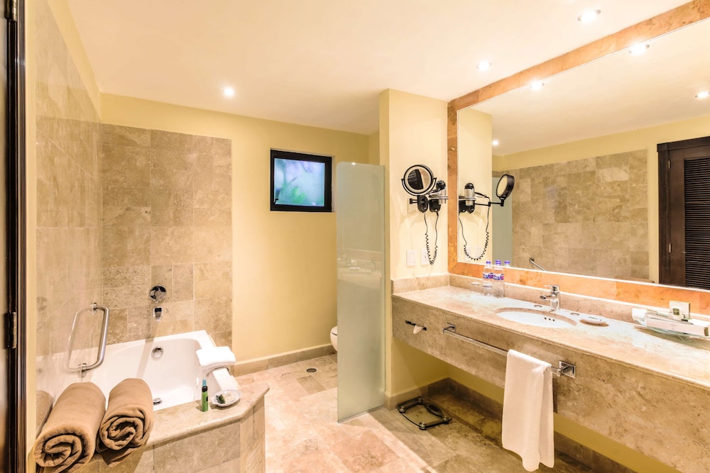 Habitación Royal (Level Luxury) del hotel Occidental Cozumel - All Inclusive. Foto 4