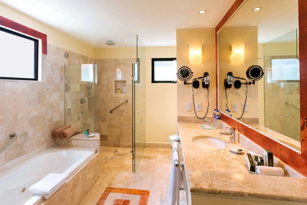 Habitación Royal (Level Luxury) del hotel Occidental Cozumel - All Inclusive. Foto 5