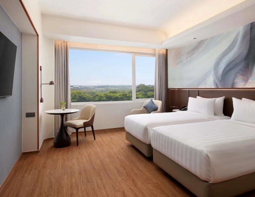 Habitación Superior - 2 camas individuales del hotel Mercure Serpong Alam Sutera. Foto 3