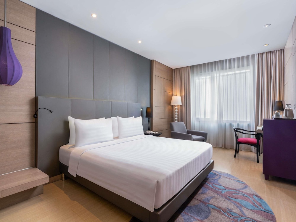 Deluxe con cama doble del hotel Mercure Jakarta Sabang