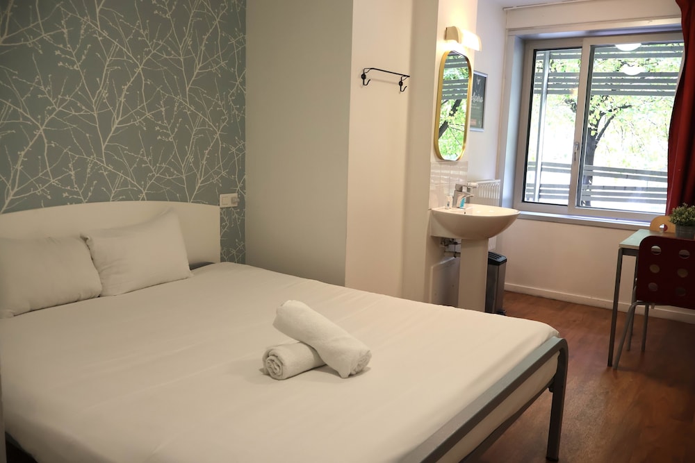 Private Single Room with Shared Bathroom del hotel St Christopher's Inns The Canal