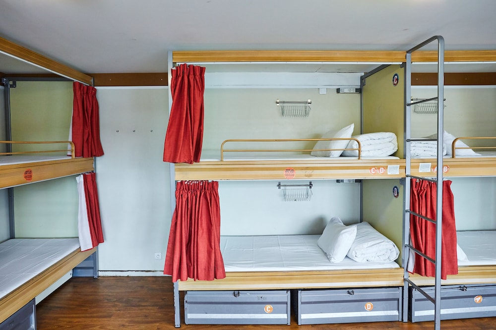 Dormitorio compartido, dormitorio mixto, baño compartido (12 Bed Dorm) del hotel St Christopher's Inns The Canal
