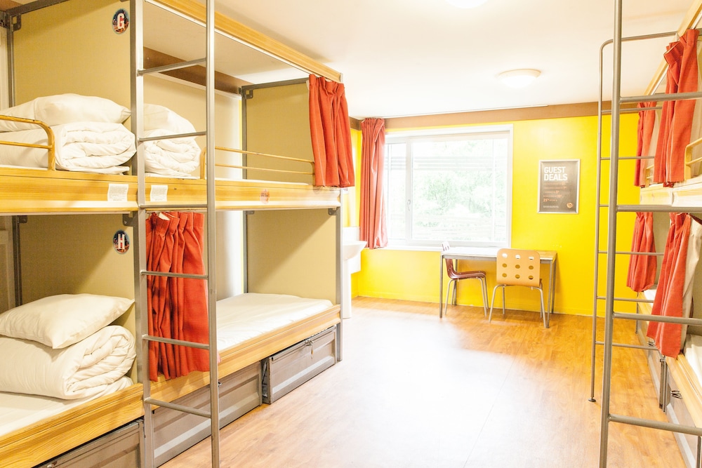 Dormitorio compartido, solo para mujeres, baño compartido (8 Bed Dorm) del hotel St Christopher's Inns The Canal. Foto 1