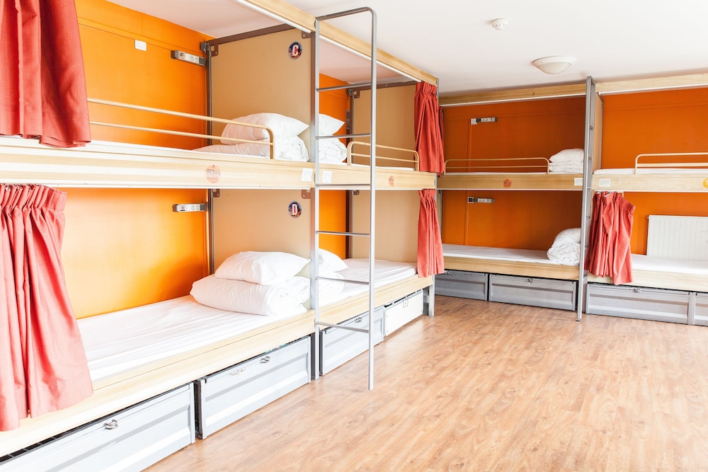 Dormitorio compartido, solo para mujeres, baño compartido (12 Bed Dorm) del hotel St Christopher's Inns The Canal. Foto 2