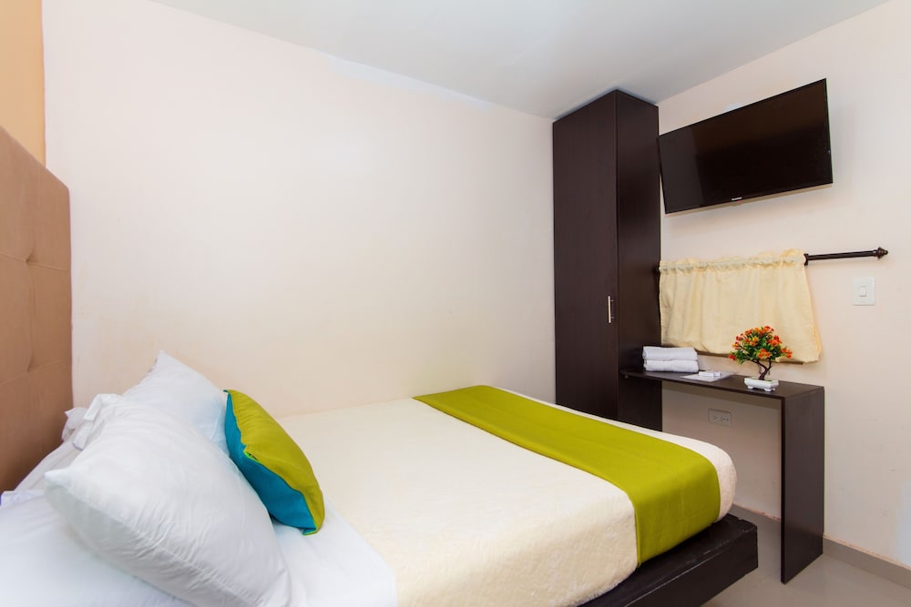 Double Estándar del hotel Azuan Suites By Geh Suites. Foto 8