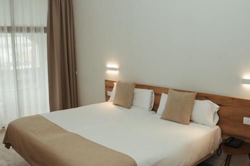 Habitación Doble Estándar del hotel LIVVO Jandía Golf. Foto 5