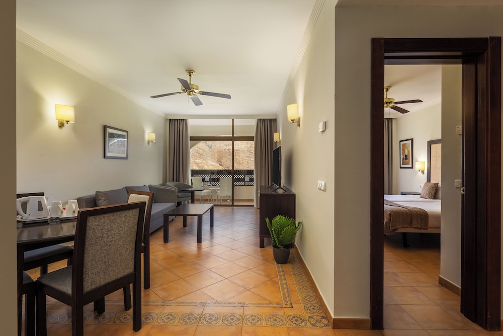 Habitación familiar Con Vistas del hotel LIVVO Jandía Golf