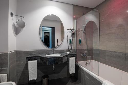 Suite del hotel Vila Gale Evora. Foto 4