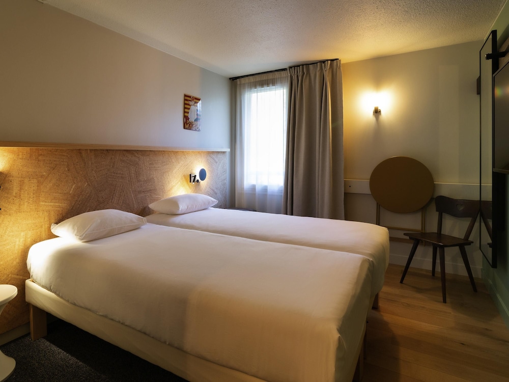 Habitación Pop con 2 camas individuales del hotel Greet Colmar