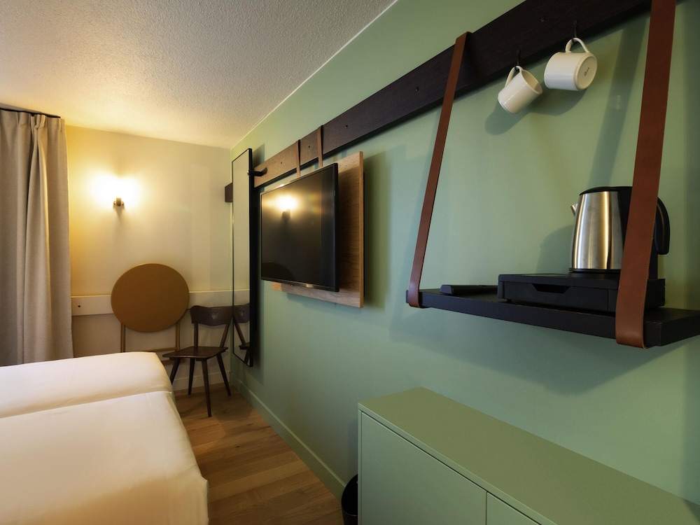 Habitación Pop con 2 camas individuales del hotel Greet Colmar. Foto 3
