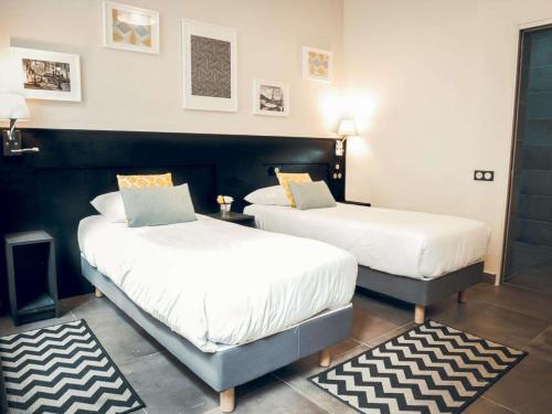 Habitación Doble adaptada para personas con discapacidad - 2 camas del hotel Bonséjour Montmartre. Foto 3