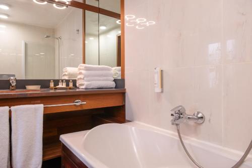 Habitación Triple del hotel George Sand. Foto 1