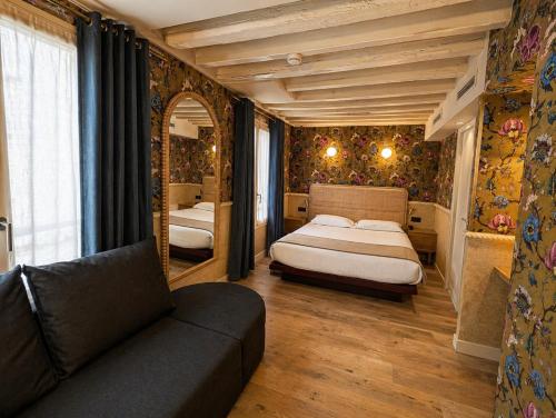 Habitación Deluxe del hotel Hôtel de Notre-Dame. Foto 8