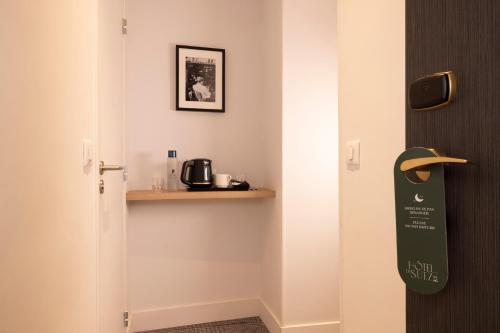 Habitación Doble Clásica - 2 camas del hotel Hotel De Suez. Foto 3