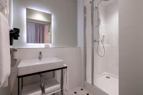 Habitación Doble Superior - 2 camas del hotel Hotel De Suez. Foto 2