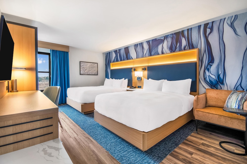 Habitación estándar, 2 camas de matrimonio del hotel DOUBLETREE BY HILTON BUFFALO. Foto 8