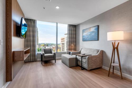 Habitación con 1 cama extragrande y para personas con movilidad reducida - No fumadores del hotel EMBASSY SUITES BUFFALO