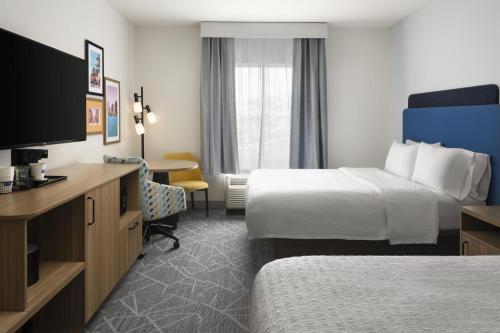 Habitación adaptada para personas con discapacidad - 2 camas grandes - No fumadores del hotel HAMPTON INN and SUITES ROCHESTER/HENRIETTA. Foto 3