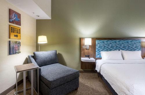Habitación para no fumadores - 2 camas grandes del hotel HAMPTON INN BUFFALO-SOUTH-I-90. Foto 8