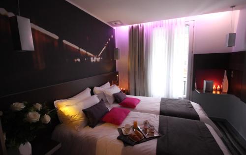 Habitación Doble - 2 camas del hotel Hôtel Lumières