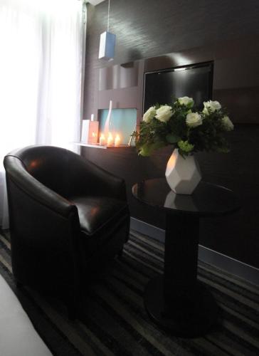 Habitación Doble del hotel Hôtel Lumières. Foto 8