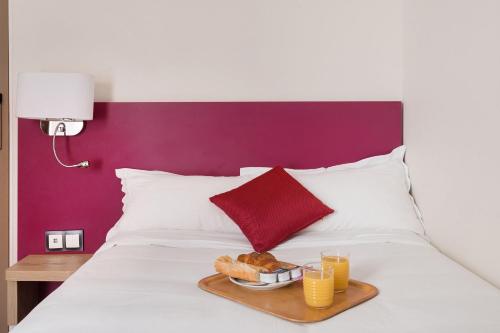 Habitación Individual del hotel Courcelles Médéric. Foto 4