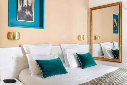 Habitación Doble con balcón del hotel Queens. Foto 4