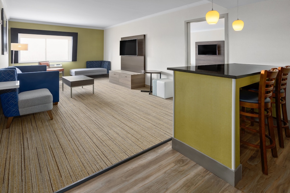 Suite, 1 habitación del hotel Holiday Inn Express Stony Brook-Long Island. Foto 1