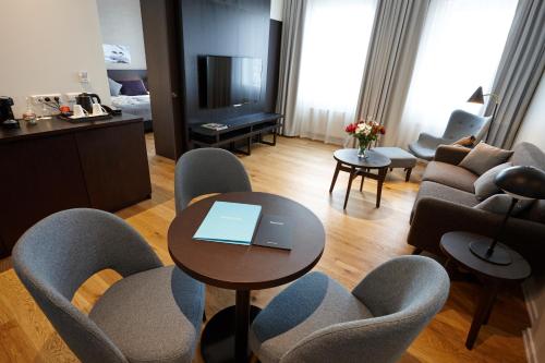 Suite Torre del hotel Fosshotel Reykjavik. Foto 4