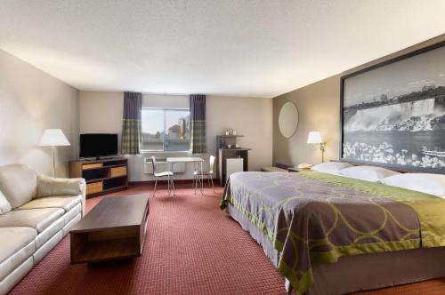 Suite Estudio King - No fumadores del hotel Super 8 By Wyndham Niagara Falls Ny. Foto 2