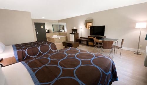 Suite Estudio con dos camas queen - No fumadores del hotel Super 8 By Wyndham Niagara Falls Ny