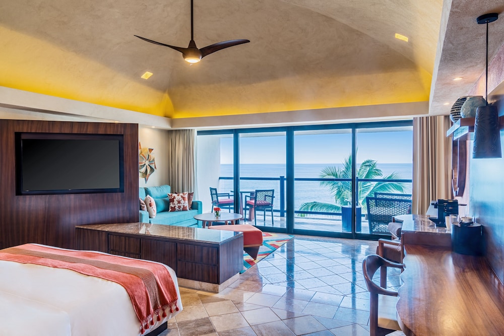 Suite Club con Vista al Mar, Cama King del hotel Dreams Puerto Vallarta Resort & Spa