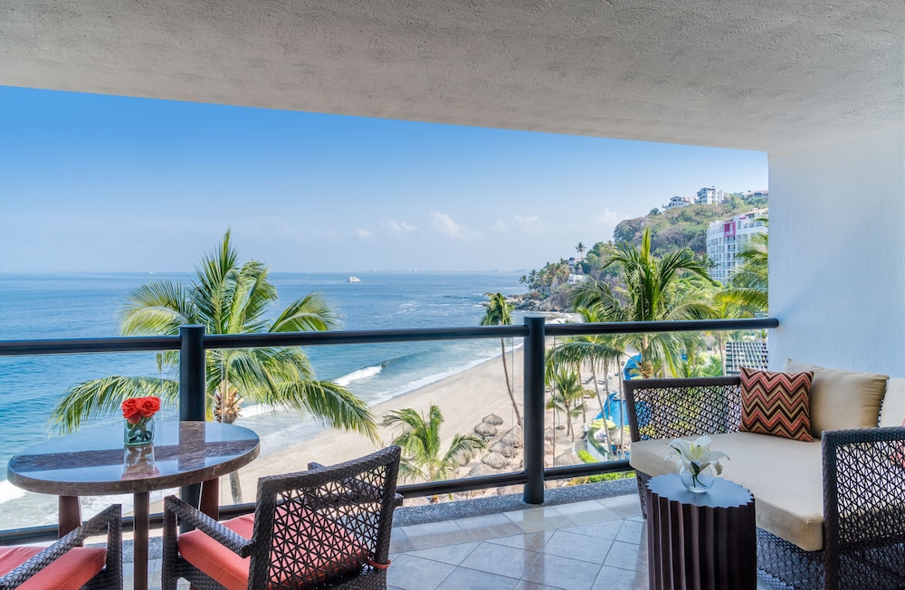 Suite Club con Vista al Mar, Cama King del hotel Dreams Puerto Vallarta Resort & Spa. Foto 2