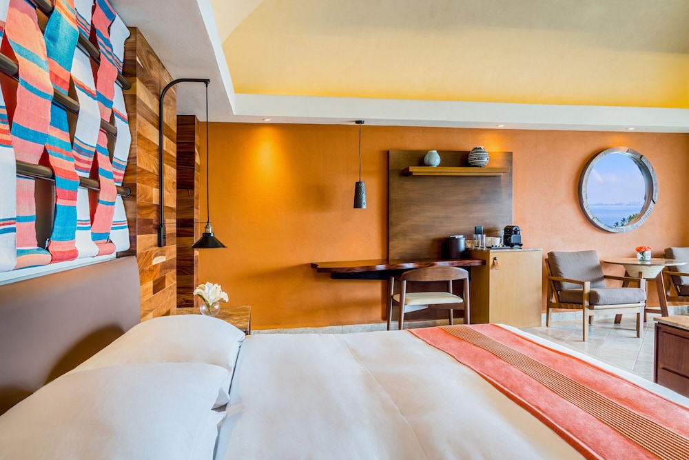 Club Frente al Mar con Jacuzzi y Cama King del hotel Dreams Puerto Vallarta Resort & Spa. Foto 1