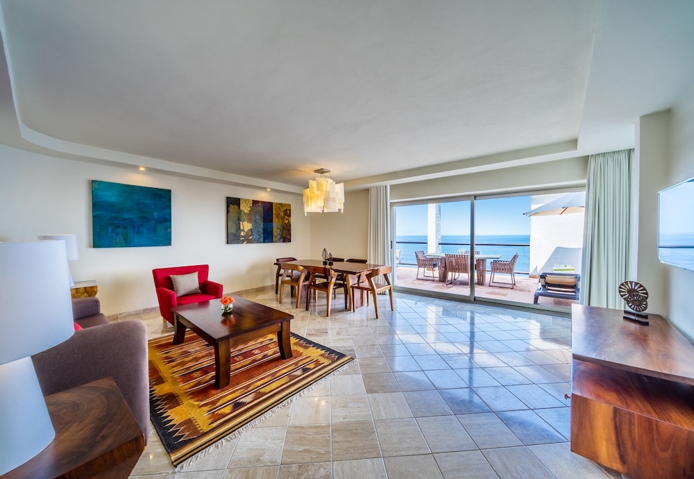 Suite de un Dormitorio con Piscina Privada y Cama King del hotel Dreams Puerto Vallarta Resort & Spa. Foto 2