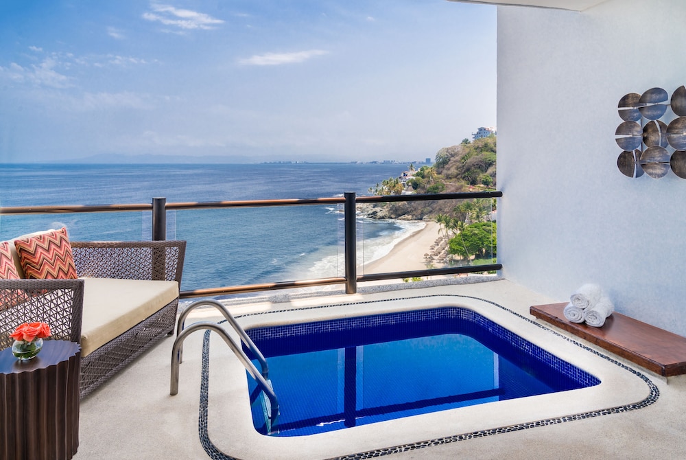Suite de un Dormitorio con Piscina Privada y Cama King del hotel Dreams Puerto Vallarta Resort & Spa. Foto 4