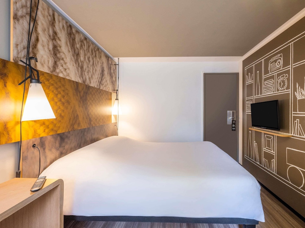 Habitación doble 1 Cama doble del hotel Ibis Beaune Centre. Foto 3