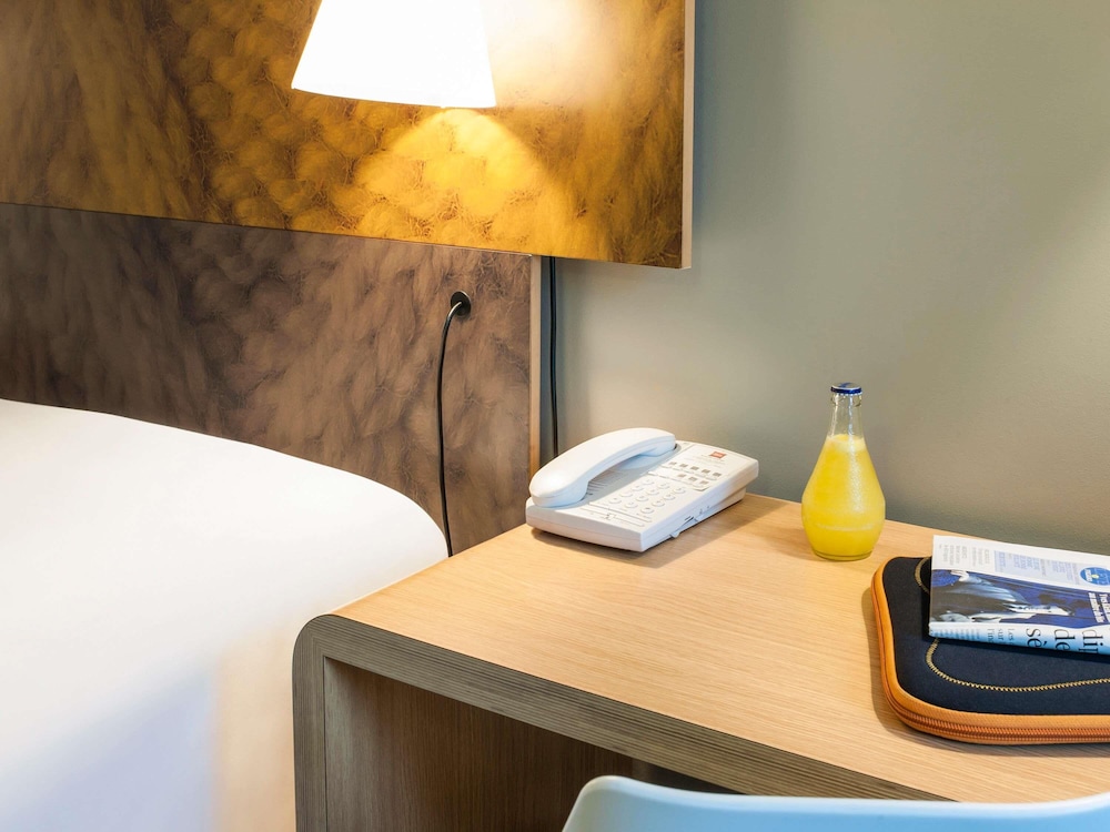 Habitación doble 1 Cama doble del hotel Ibis Beaune Centre. Foto 5