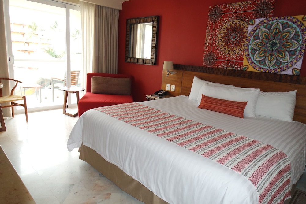 Deluxe Vista al Resort King del hotel Sunscape Puerto Vallarta Resort and Spa All Inclusive. Foto 2