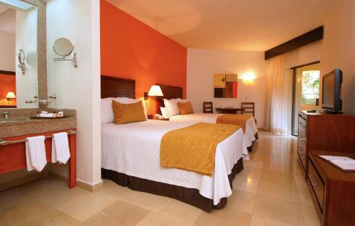 Habitación Doble Deluxe del hotel Canto Del Sol Puerto Vallarta All Inclusive