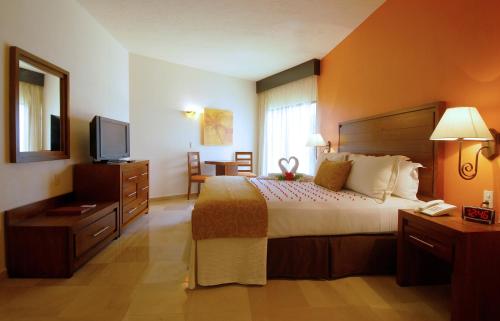 Estudio Estándar del hotel Canto Del Sol Puerto Vallarta All Inclusive. Foto 3