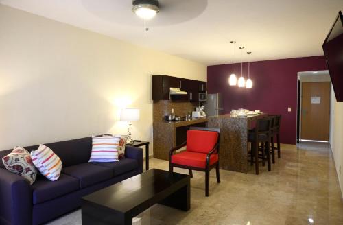 Suite de lujo de 1 dormitorio del hotel Canto Del Sol Puerto Vallarta All Inclusive. Foto 1