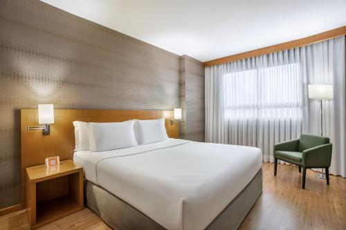 Habitación Estándar - Cama extragrande del hotel Brasil 21 Suites Affiliated By Melia. Foto 3