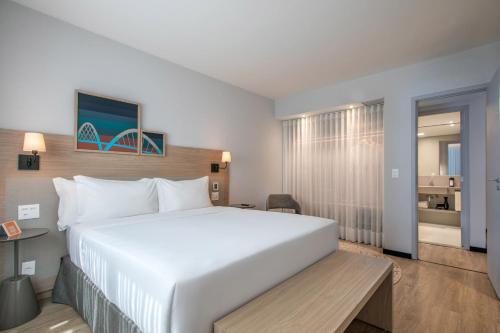 Suite Junior Superior del hotel Brasil 21 Suites Affiliated By Melia. Foto 3