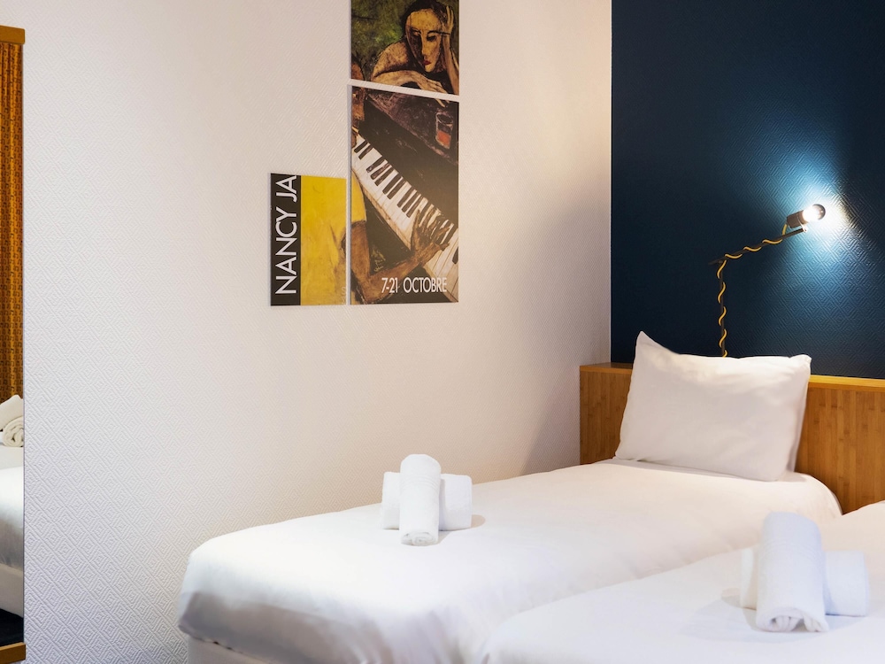 Habitación estándar con 2 camas individuales del hotel ibis Styles Nancy Centre Gare. Foto 7