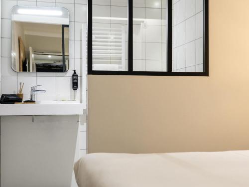 Habitación Estándar con 1 cama doble del hotel ibis Styles Nancy Centre Gare. Foto 1